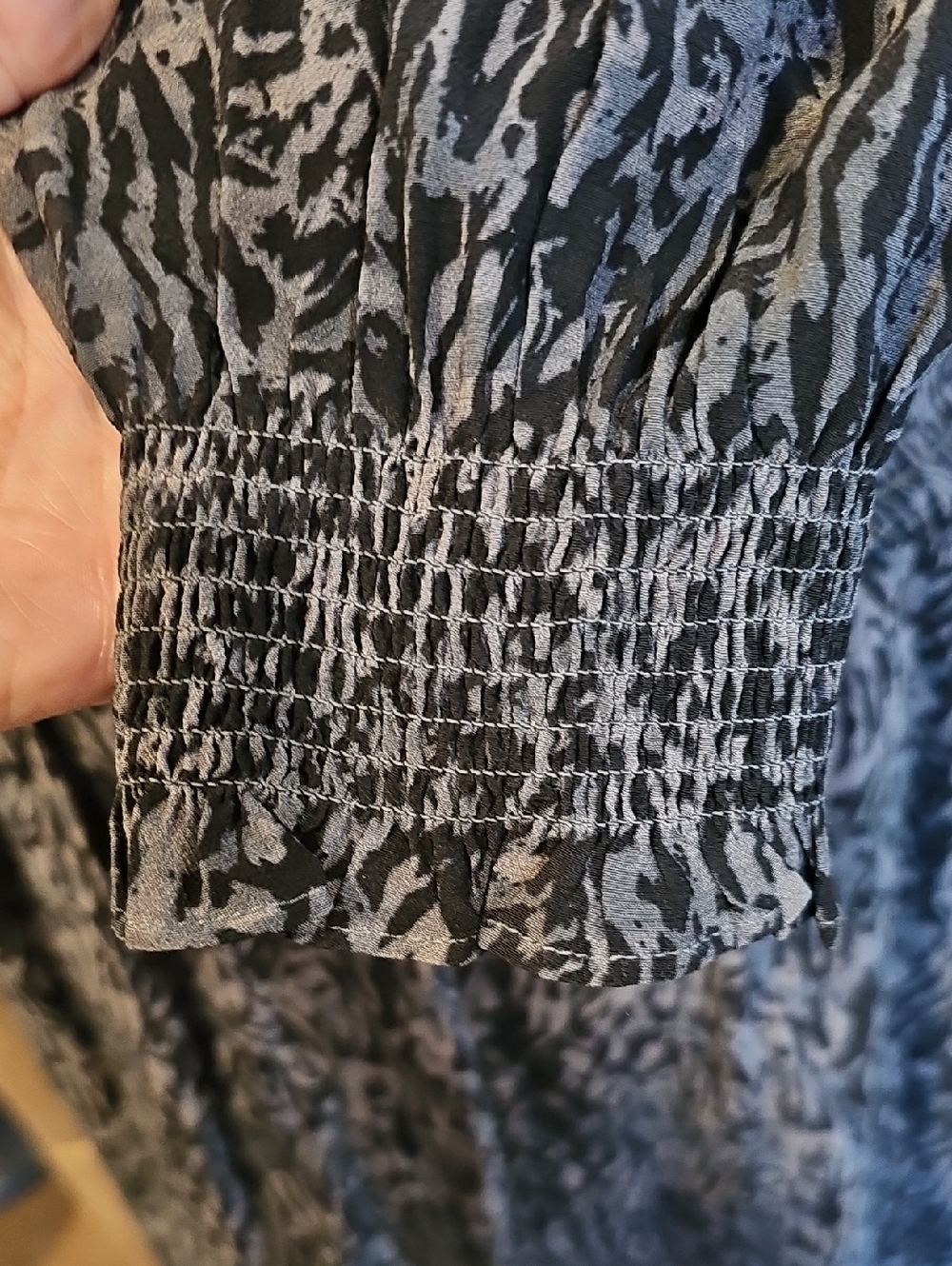 Rails Zana Abstract Animal Print Long Sleeve Mini Dress Sz M In Charcoal - Picture 6 of 10